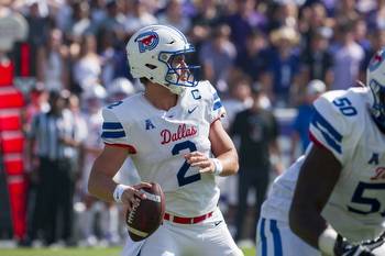 SMU vs Temple Odds, Picks & Props for Friday Night Football