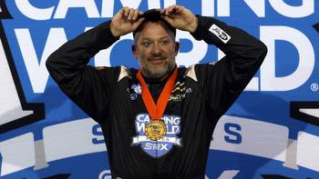 SRX Odds & Predictions: Tony Stewart Favored for Saturday Night's Race at Five Flags Speedway