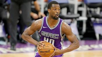 Suns vs. Kings odds, line, spread: 2022 NBA picks, April 10 predictions from proven computer model