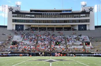 Tennessee football Vols at Vanderbilt Week 13 prediction, betting odds