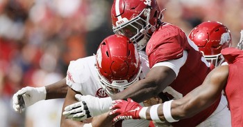 Tennessee vs. Alabama Predictions, Picks & Odds Week 8