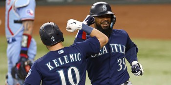 Teoscar Hernández, J.P. Crawford hit home runs vs. Rangers