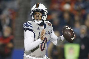 Texas vs UTSA 9/17/22 College Football Picks, Predictions, Odds