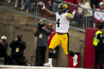 The Daily Iowan’s official bettor’s guide for Week 10 of the Iowa football season