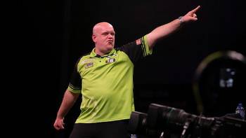 Thursday's World Matchplay quarter-final predictions and darts betting tips