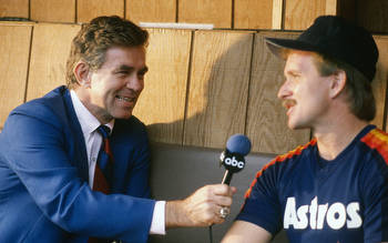 Tim McCarver, who called Arizona’s walk-off in World Series, has died