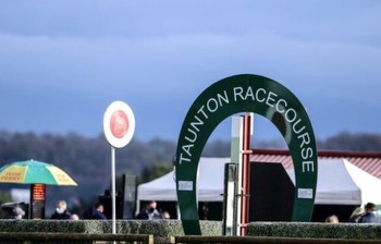 Today's Horse Racing Tips For Tuesday 6th February 2024: best bets and predictions Market Rasen and Taunton