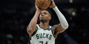 Top Bucks Players to Watch vs. the Hornets