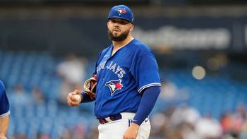 Toronto Blue Jays at Seattle Mariners odds, picks and predictions
