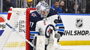 Toronto Maple Leafs at Winnipeg Jets odds, picks and predictions