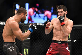 UFC 280 best bets: Islam Makhachev vs. Charles Oliveira