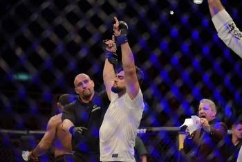 UFC 287 prelims complete results, highlight videos: Kelvin Gastelum wins war with Chris Curtis