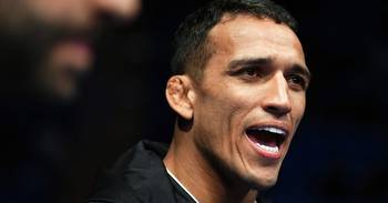UFC 288 odds: Former champ Charles Oliveira opens as betting underdog to Beneil Dariush
