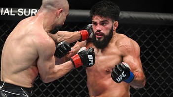 UFC Fight Night 233: Haqparast vs. Mullarkey odds, picks & predictions