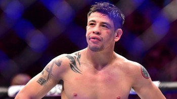 UFC Fight Night: Moreno vs. Royval 2 odds, predictions: MMA expert releases surprising fight card picks, bets