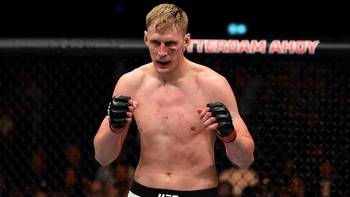 UFC Fight Night: Volkov vs. Aspinall odds, London predictions: MMA insider reveals surprising fight card picks
