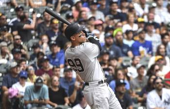 UPDATE: Yankees’ Aaron Judge hits No. 58 and No. 59 vs. Brewers, 3 away from new AL record