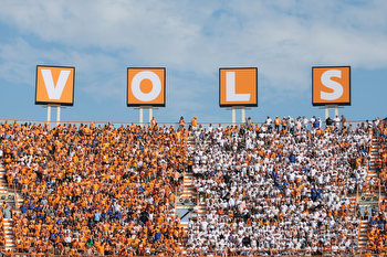 Updated odds released for key Tennessee games exiting spring ball