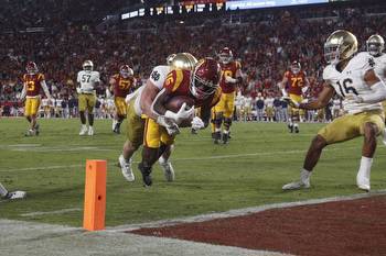 USC vs. Notre Dame: Caleb Williams and Trojans score first