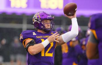 USF vs East Carolina 10/1/22 College Football Picks, Predictions, Odds