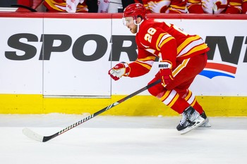 Vancouver Canucks vs Calgary Flames Prediction, 11/16/2023 NHL Picks, Best Bets & Odds