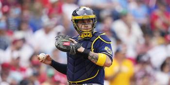 Victor Caratini Preview, Player Props: Brewers vs. Rangers