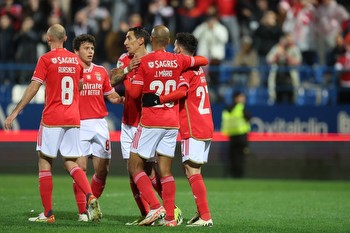 Vitoria de Guimaraes vs Benfica Prediction, Betting Tips & Odds