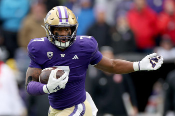 Washington at Oregon State line, prediction, odds: Undefeated Huskies underdogs on the road