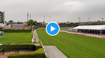Watch 📺 Cox Plate favourite gets first glimpse of Moonee Valley