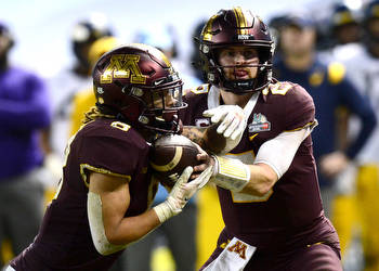 Week 1: Minnesota vs New Mexico State 9/1/22 College Football Picks, Predictions, Odds
