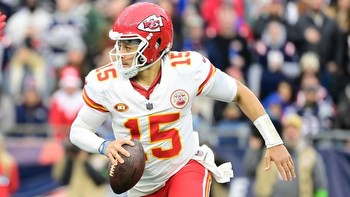 Week 17 NFL picks, odds, 2023 best bets from proven model: This 5-team football parlay pays out 25-1