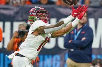 Western Kentucky vs Hawaii Odds, Picks & Predictions