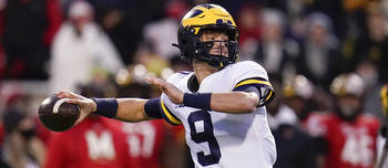 What Early College Football Lines, Futures Odds Say About U-M, MSU