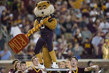 What TV channel is Minnesota vs Syracuse football today? Free live stream, Pinstripe Bowl Game odds, time (12/29/2022)