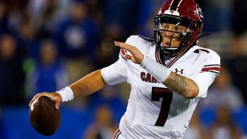What TV channel is South Carolina vs Notre Dame football today? Free live stream, Gator Bowl Game odds, time (12/30/2022)