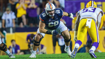 Williams: Auburn T Troxell out for season with knee injury
