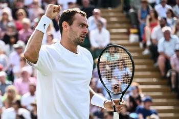 Wimbledon predictions: Roman Safiullin vs. Jannik Sinner odds, pick