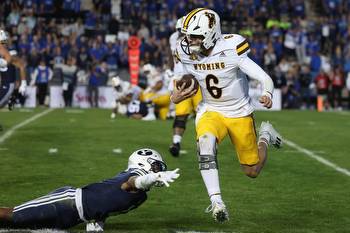 Wyoming vs San Jose State 10/1/22 College Football Picks, Predictions, Odds