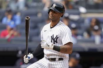 Yankees’ Aaron Hicks still has path to playing time after more strikeouts (and more boos)