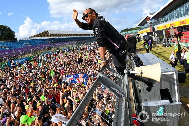A 14th Silverstone podium for Hamilton: Mercedes is on the move