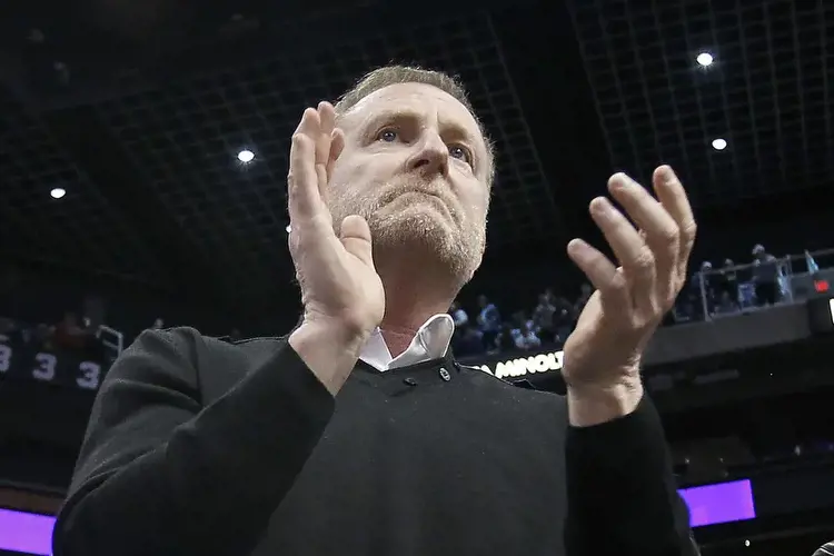 $10M fine, one-year ban of Suns’ Sarver a slap on the wrist