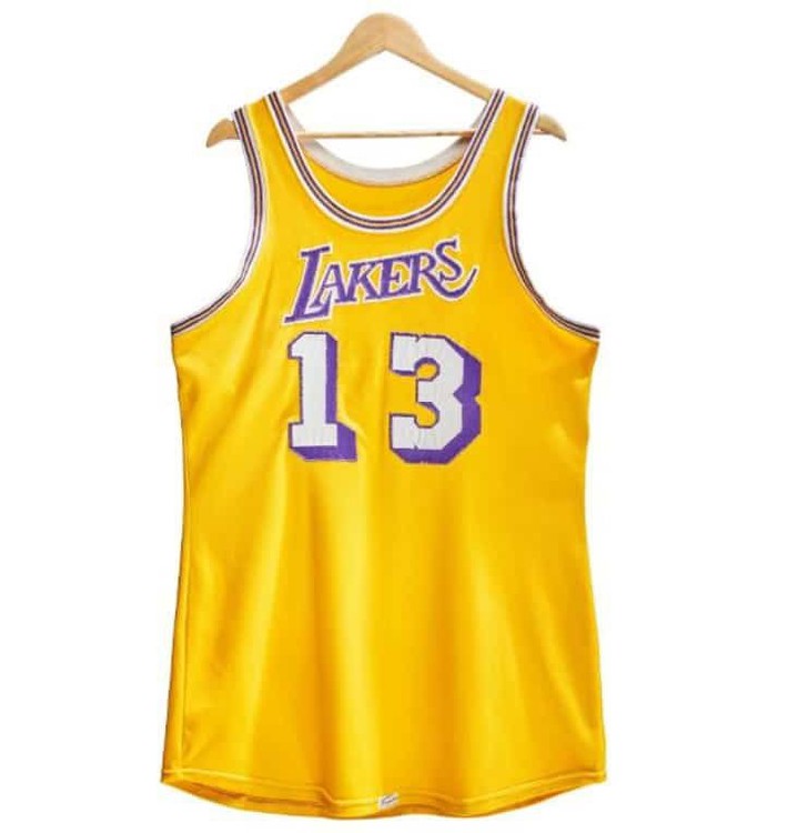 1972 Wilt Chamberlain jersey expected to sell for $4M+ at auction