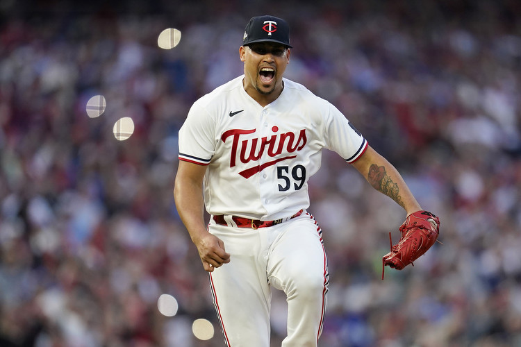 2023 MLB playoffs: Blue Jays vs. Twins odds, line, Wild Card