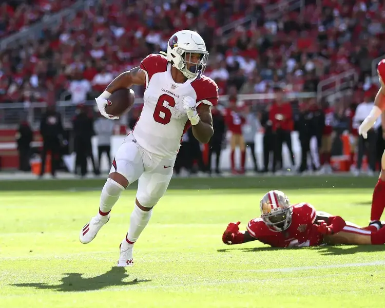 49ers vs. Cardinals Week 11 prop picks: Tail James Conner’s receiving yards prop