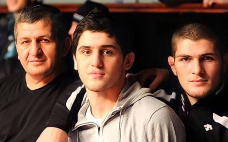 Islam Makhachev: Islam Makhachev pays heartfelt tribute to Abdulmanap Nurmagomedov ahead of possibly becoming P4P king at UFC 284