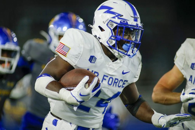Air Force vs. Navy prediction: College football picks, odds
