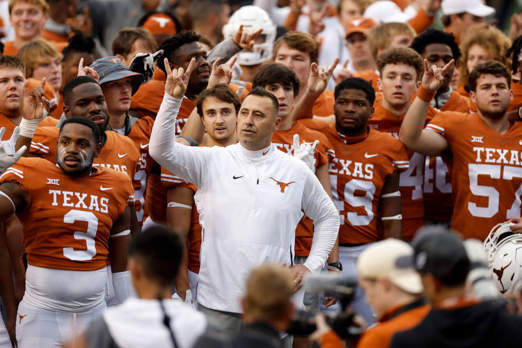 Alamo Bowl Between Texas-Washington Will Be A Rock-Fight