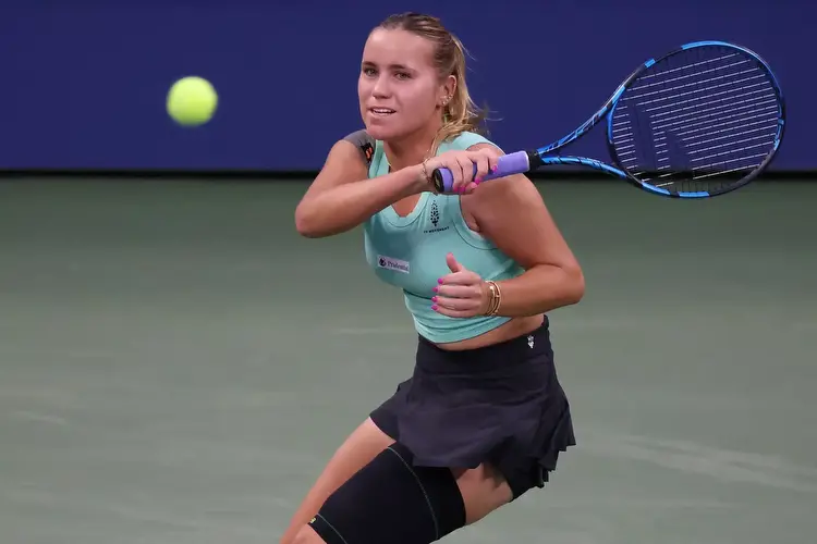 Anastasia Potapova vs Sofia Kenin prediction and odds: San Diego Open 2023