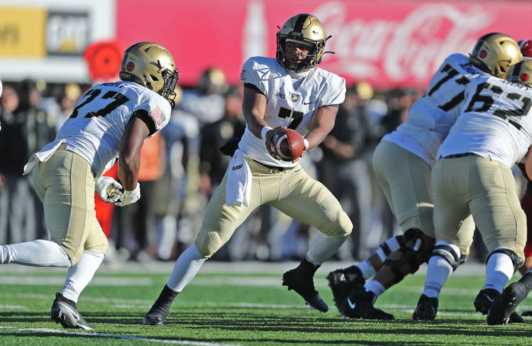 Andrews: Inside the betting action for the Army-Navy game