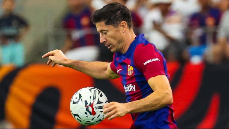 Barcelona vs. Girona odds, picks and predictions